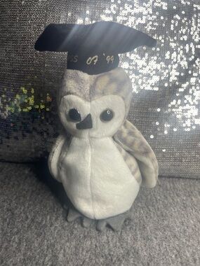 Wiser The Owl:Ty Gray and White Graduation Owl Plush